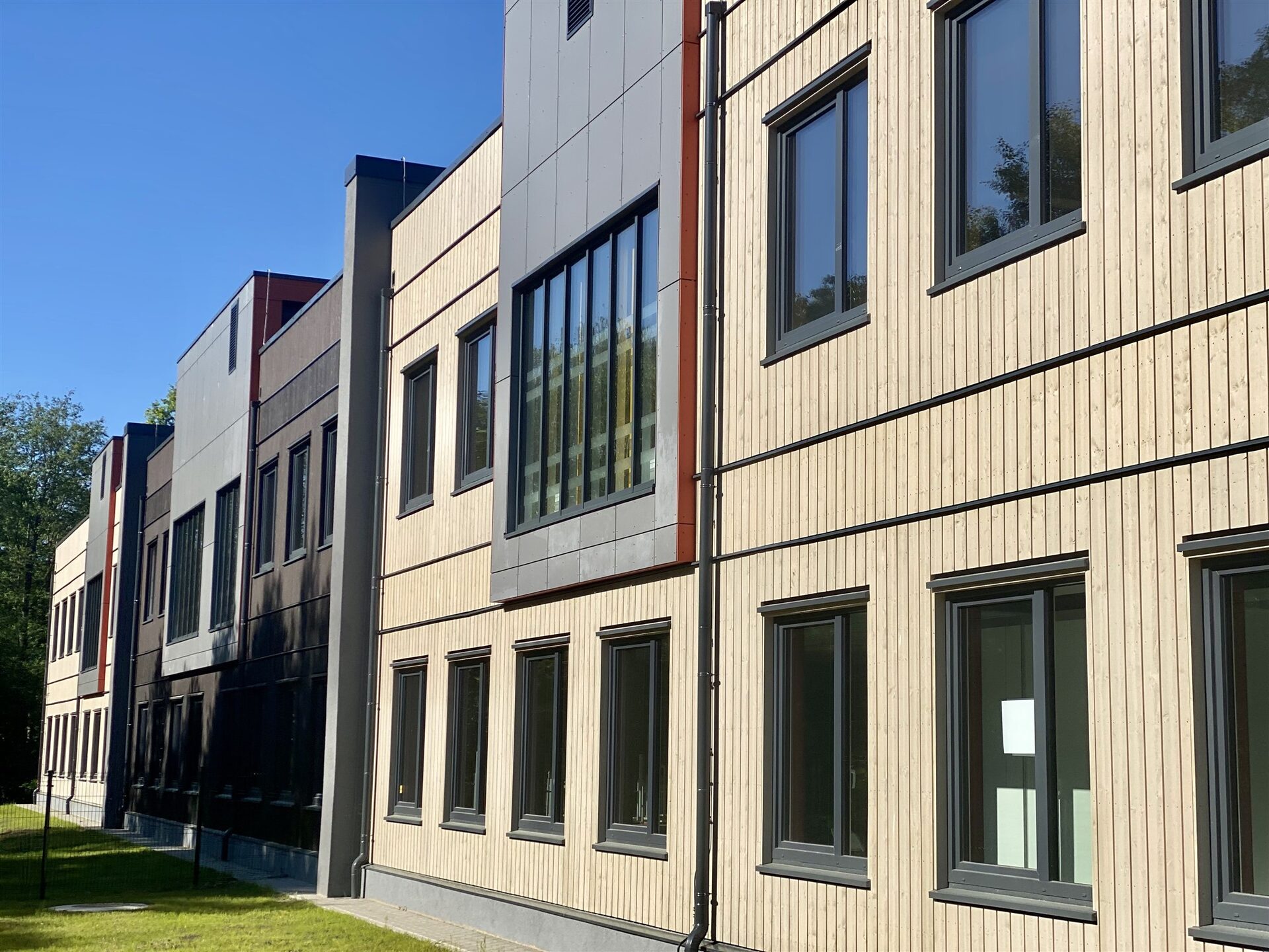 Prefab houten panelenschool met delenbekleding